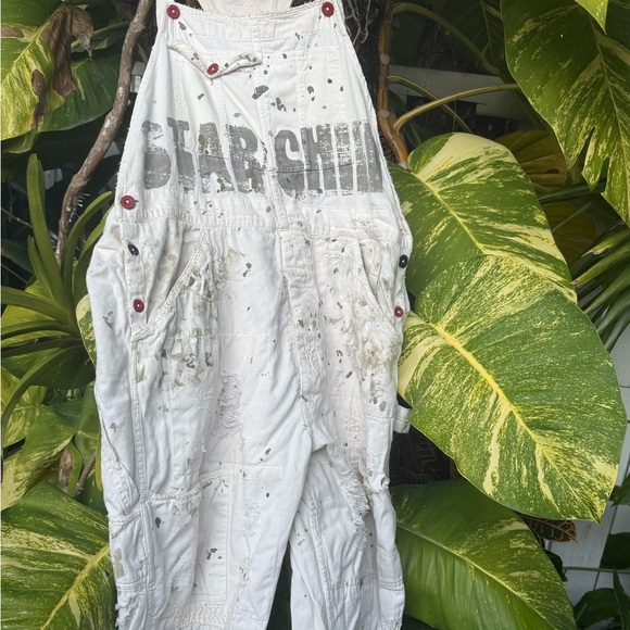 Magnolia Pearl Star Child Overalls - Picture 2 of 9